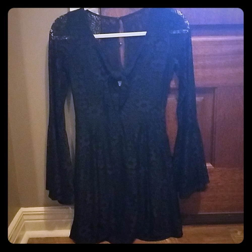 Xs/small lace dress